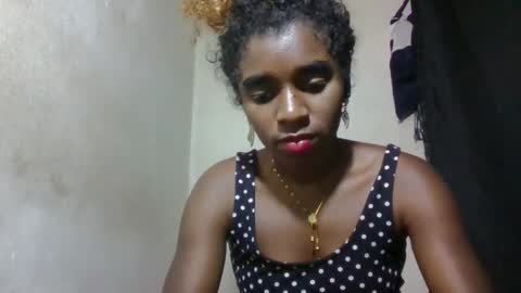 elina981 online show from 06/02/26, 10:17