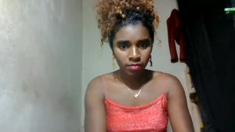 Snapshot of elina981 chatting on 07/05/26, 02:57 elina981 online show from 07/05/26, 02:57