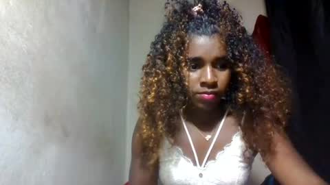 Snapshot of elina981 chatting on 07/18/26, 07:01 elina981 online show from 07/18/26, 07:01
