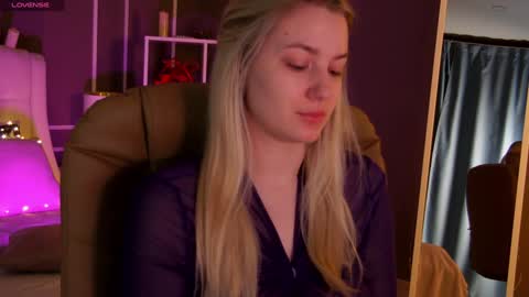 Snapshot of elina_nortas chatting on 01/23/25, 01:08 Elina online show from 01/23/25, 01:08