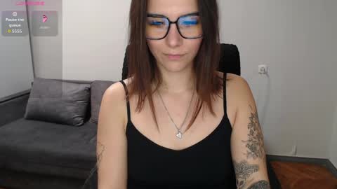 Snapshot of elina_posh chatting on 04/09/26, 11:15 Liza online show from 04/09/26, 11:15