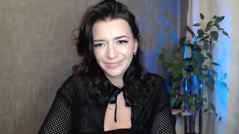 Elina online show from 11/08/25, 11:58