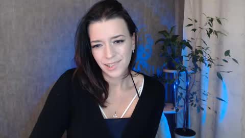 Elina online show from 12/18/25, 11:00