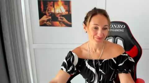 Milena online show from 08/05/26, 06:38