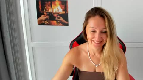 Milena online show from 08/06/26, 06:59