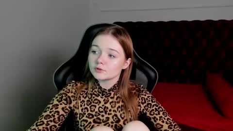 elinavale online show from 03/19/26, 05:39