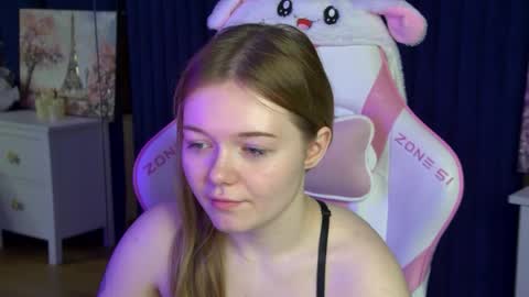 elinavale online show from 04/29/26, 05:17