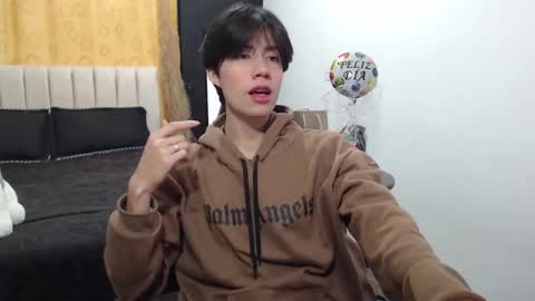 ELIO online show from 01/04/25, 02:14