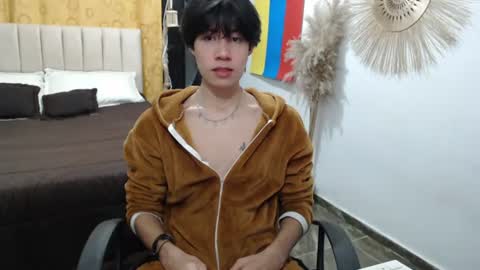 Snapshot of elio_collem chatting on 07/15/26, 08:08 ELIO online show from 07/15/26, 08:08