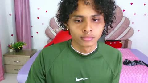 elio_fox online show from 04/16/26, 12:17