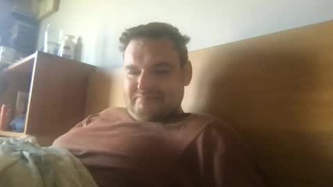 Snapshot of eliot26 chatting on 05/01/26, 09:03 e26 online show from 05/01/26, 09:03