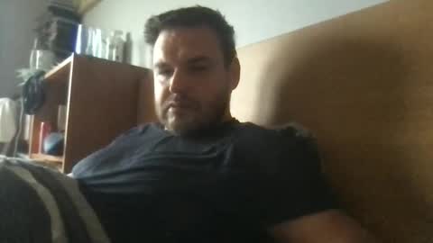 Snapshot of eliot26 chatting on 05/09/26, 09:47 e26 online show from 05/09/26, 09:47