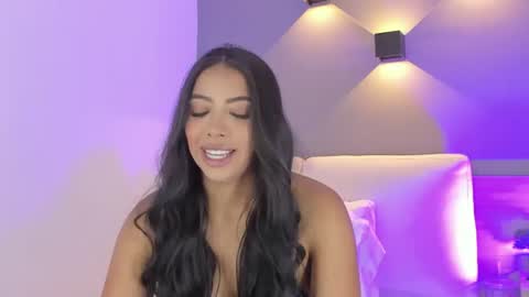 Snapshot of elisa_castrillon chatting on 07/11/26, 07:38 Elisa online show from 07/11/26, 07:38