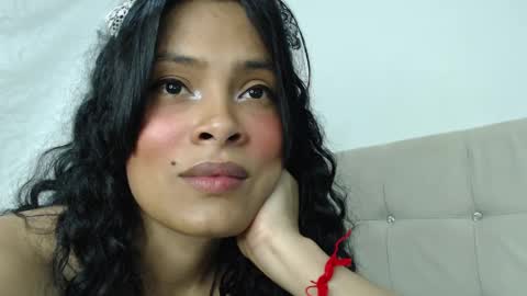 Elisa Diaz online show from 02/09/25, 03:00