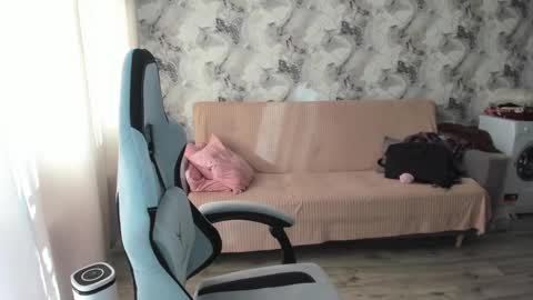 Aletta Oushen online show from 09/30/25, 10:09