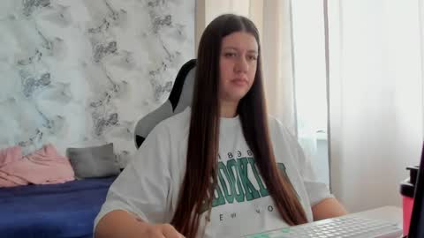 Aletta Oushen online show from 07/01/26, 10:17