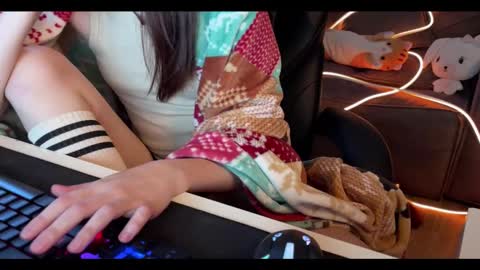 Elisa North online show from 01/30/25, 12:59