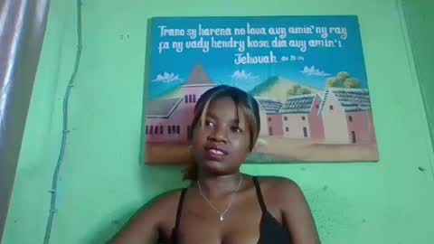 elisabeth2525 online show from 01/19/25, 05:49