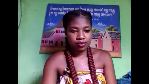 elisabeth2525 online show from 02/03/25, 12:04