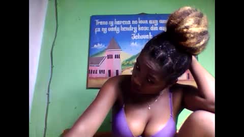 elisabeth2525 online show from 02/12/25, 02:35