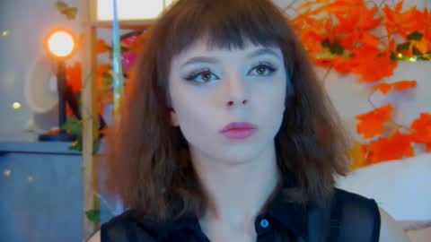 ElisabethDavis online show from 11/22/25, 06:51