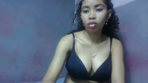 elisabethee online show from 04/08/26, 07:25