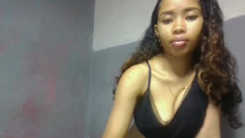 elisabethee online show from 04/10/26, 09:41