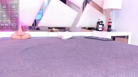 Liss online show from 11/29/25, 02:31