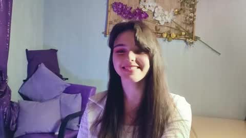 Snapshot of elisabethmikowski chatting on 03/13/26, 02:23 Elin online show from 03/13/26, 02:23