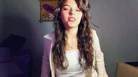 Snapshot of elisabethmikowski chatting on 03/15/26, 01:06 Elin online show from 03/15/26, 01:06