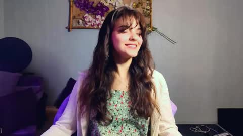 Snapshot of elisabethmikowski chatting on 03/17/26, 01:14 Elin online show from 03/17/26, 01:14