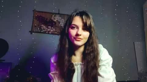 Snapshot of elisabethmikowski chatting on 03/24/26, 01:16 Elin online show from 03/24/26, 01:16