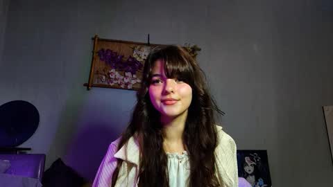 Snapshot of elisabethmikowski chatting on 03/25/26, 01:06 Elin online show from 03/25/26, 01:06