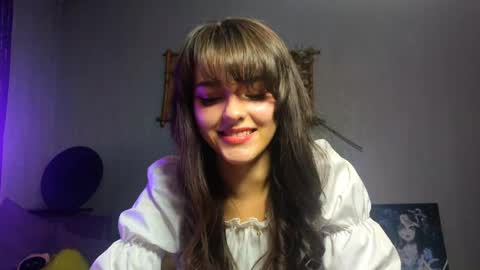 Snapshot of elisabethmikowski chatting on 03/31/26, 02:06 Elin online show from 03/31/26, 02:06