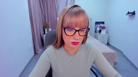 Elisabeth online show from 01/08/25, 12:15