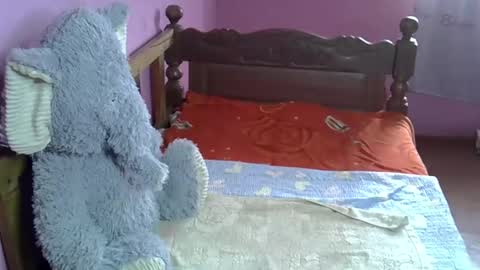 elisah01 online show from 03/12/26, 07:03