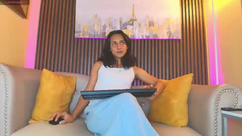 Elisa Sue online show from 05/20/26, 03:02