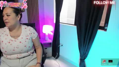 ELISE LEYTON online show from 12/21/25, 04:36