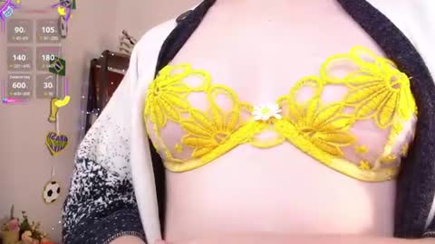 elise_nyx online show from 06/13/26, 12:47