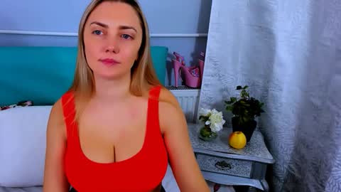 Elise online show from 11/08/25, 08:14