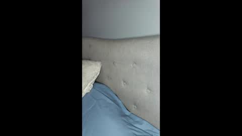 elishacohen33 online show from 04/11/26, 08:24