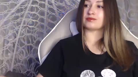 Snapshot of elisionprayx chatting on 01/27/25, 08:28 ElisionPrayX online show from 01/27/25, 08:28