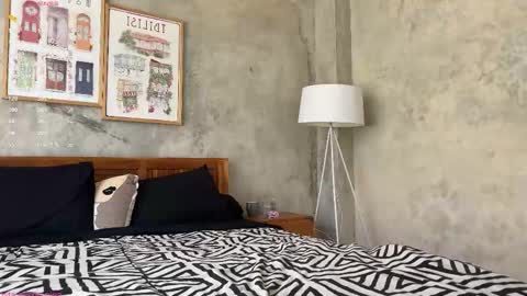 Nina online show from 02/15/26, 05:04
