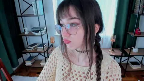 Elis online show from 04/13/26, 08:31