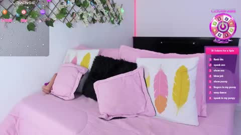 Snapshot of eliss_sweet chatting on 12/20/24, 10:00 Elissabeth online show from 12/20/24, 10:00