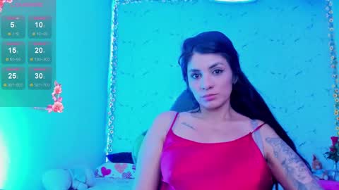 Snapshot of elissa_iris chatting on 11/16/25, 02:39 E L I S S A online show from 11/16/25, 02:39