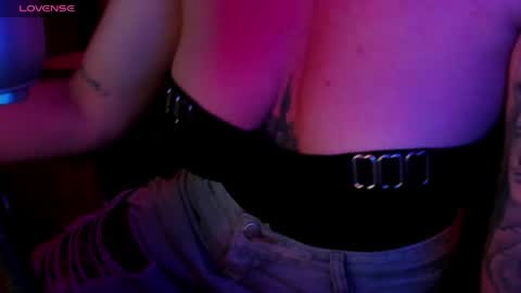 E L I S S A online show from 04/13/26, 02:06