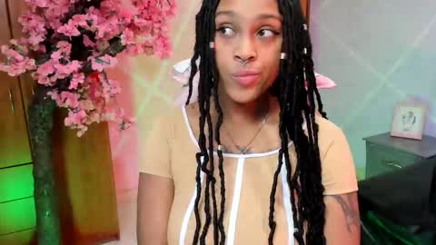 elit noa online show from 09/15/25, 07:47