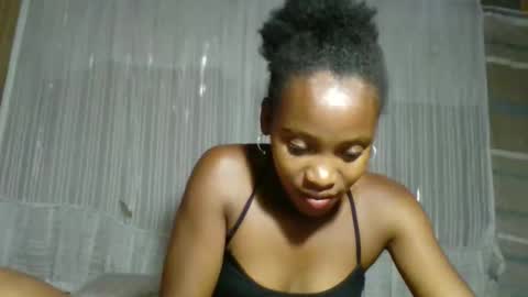 elita12010 online show from 02/08/26, 07:34