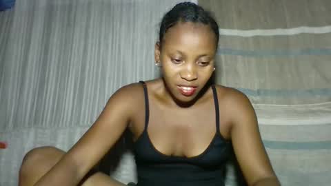 elita12010 online show from 04/12/26, 11:59